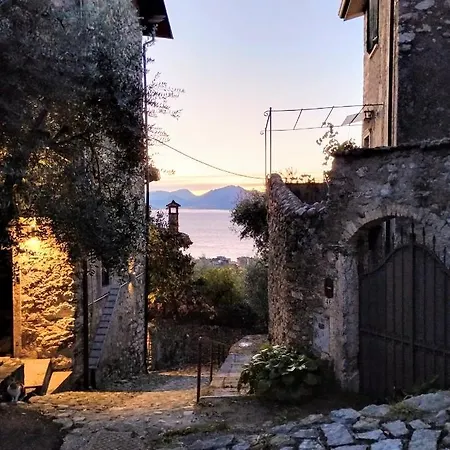 Al Piccolo Borgo Antico * Torri Del Benaco